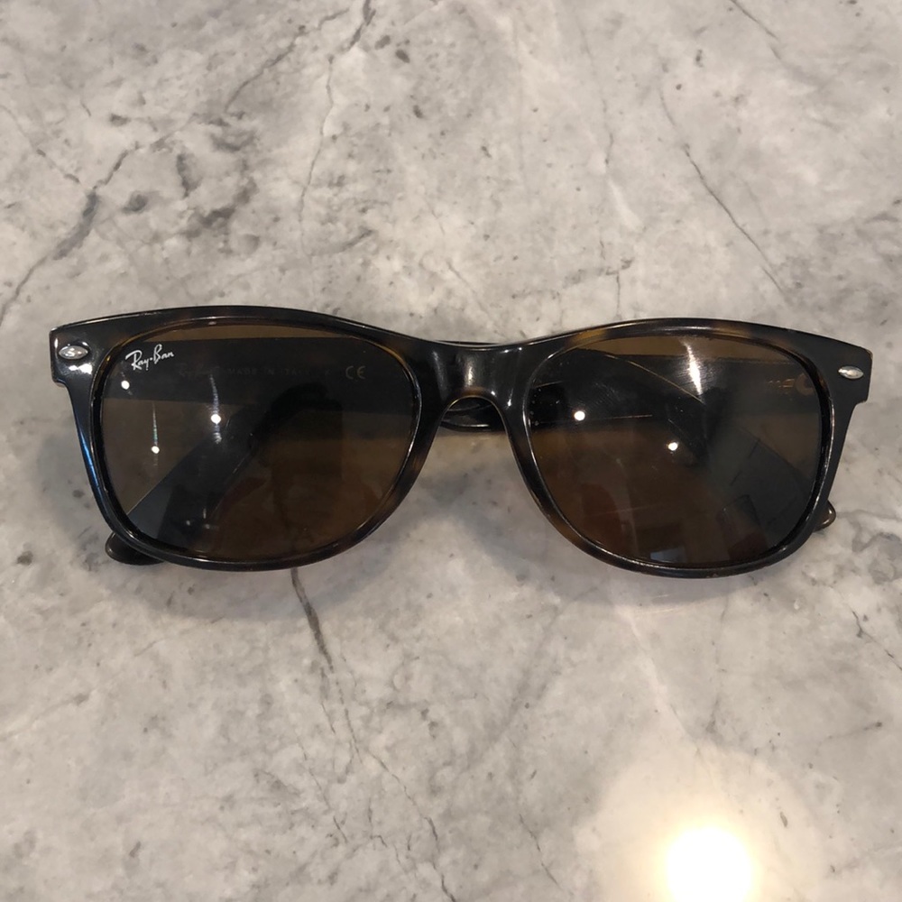 Classic Rayban Wayfarers